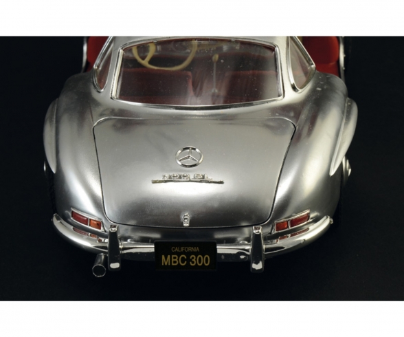 1:16 Mercedes-Benz 300 SL Gullwing 1:16 Mercedes-Benz 300 SL Gullwing