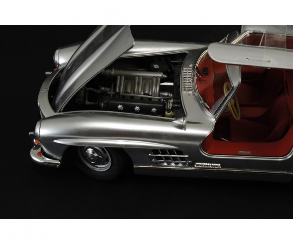 1:16 Mercedes-Benz 300 SL Gullwing 1:16 Mercedes-Benz 300 SL Gullwing