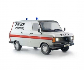 1:24 Ford Transit UK Police 1:24 Ford Transit UK Police