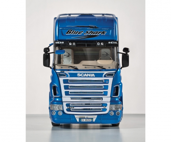 1:24 SCANIA R620 Blue Shark 1:24 SCANIA R620 Blue Shark