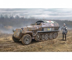 1:72 Sd.Kfz. 251/8 Ambulance 1:72 Sd.Kfz. 251/8 Ambulance