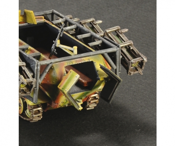 1:72 Sd.Kfz. 251/1 "Stuka Zu Fuss" 1:72 Sd.Kfz. 251/1 "Stuka Zu Fuss"