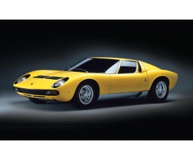1:24 Lamborghini Miura 1:24 Lamborghini Miura