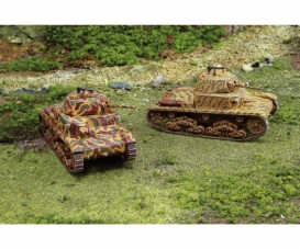 1:72 Carro Armato M13/40, 2 pcs 1:72 Carro Armato M13/40, 2 pcs
