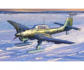 1:72 JU-87 B-2/U4 Stuka w/Ski 1:72 JU-87 B-2/U4 Stuka w/Ski