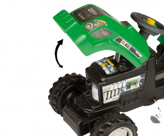GM Bull Traktor Grün mit Anhänger