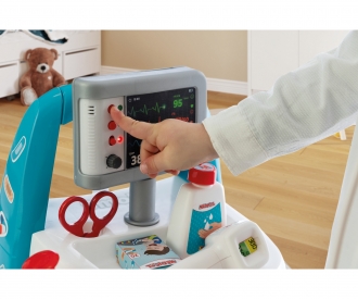 SMOBY ELECTRONIC MEDICAL TROLLEY 7600340207 Doctor play sets Role play toys Categories www.smoby