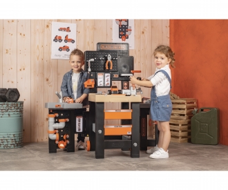 Black+Decker - Mega Center