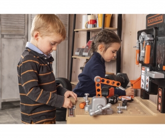 Black+Decker - Mega Center