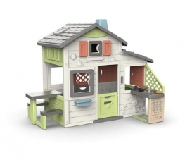 Friends House + Kitchen + Picnic table