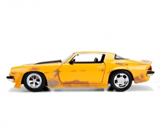 Transformers 1977 Chevy Camaro 1:24
