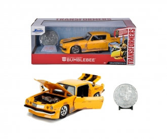 Transformers 1977 Chevy Camaro 1:24