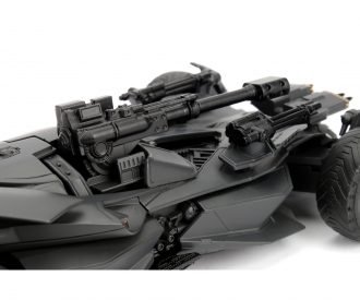 Batman Justice League Batmobile 1:24