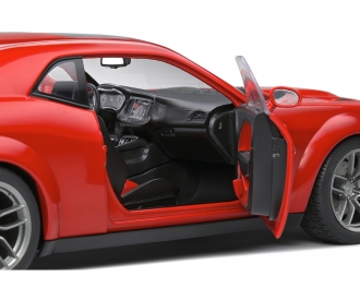 1:18 Dodge Challenger R/T red