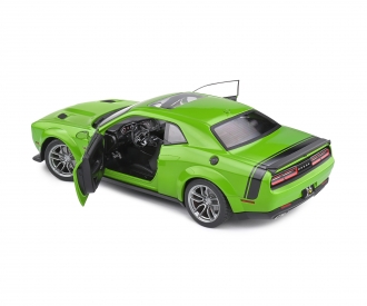 1:18 Dodge Challenger grün