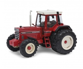 International 1455 XL red 1:32