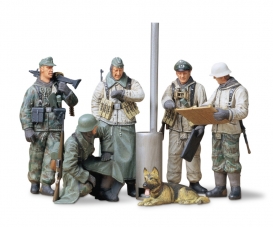 1:35 Fig-Set Dt. Sold. Einsatzbespr.(5) 1:35 Fig-Set Dt. Sold. Einsatzbespr.(5)